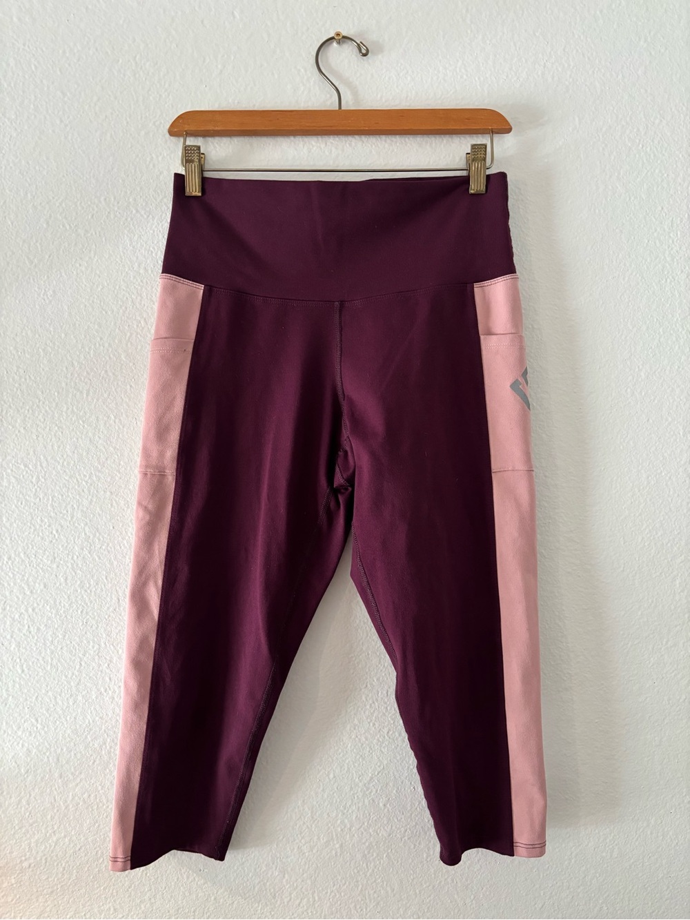 Superfit Hero capri leggings